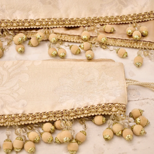 Antico unico raro set di 4 bracciali per tende in tessuto e passamaneria preziosa