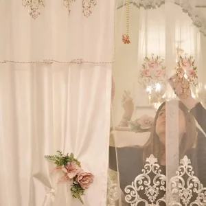Completo tende “ROSE REGALI” con calate bianco seta
