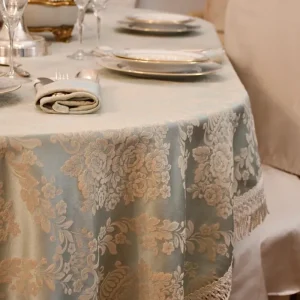 Copritavolo tovaglia Damasco lusso light blue collezione “Royal Style” medaglione