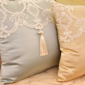 Cuscini Luxury collezione “Renaissance” azzurro tiffany, rosa, oro