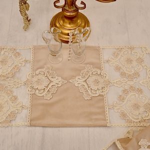 Tris centrini per comó e comodini rosa cipria “MariaCecilia”