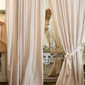 Coppia tende in chiffon rosa delicato