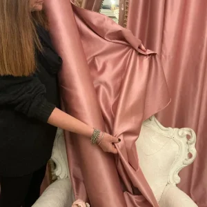 Rasatello di cotone e seta rosa antico -L’eleganza senza tempo per ogni creazione