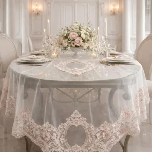 Copritavolo in Tulle e Pizzo Avorio – Fatto a Mano – Per Tavoli Quadrati e Rettangolari – Eleganza Romantica